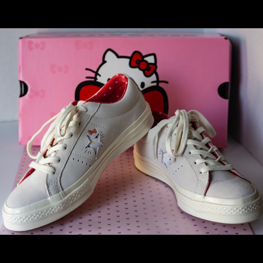 Converse X Hello Kitty - Limited Edition